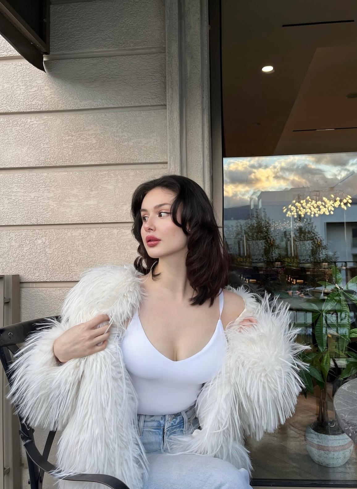 Çeltikçi Duruşu Güçlü Kadın Bayan Escort Leman